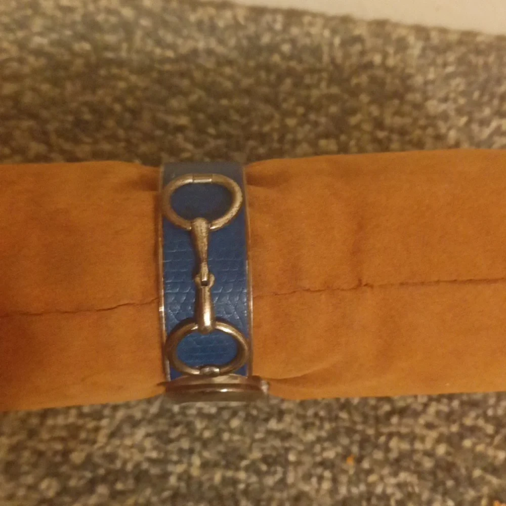Pedro Vintage derby Style Silver Watch with Blue Leather Strap